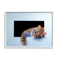 Stuple industries бебе оцелот мачка релаксирачка шепа темна мистериозна вселенска сликарство бело врамен уметнички печатен wallид уметност, дизајн од Алан Вестон