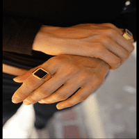 Мишел Кембел накит женски прстен за потписи, месинг со 14к жолто злато преклопување со оригинална онлај, големина 7